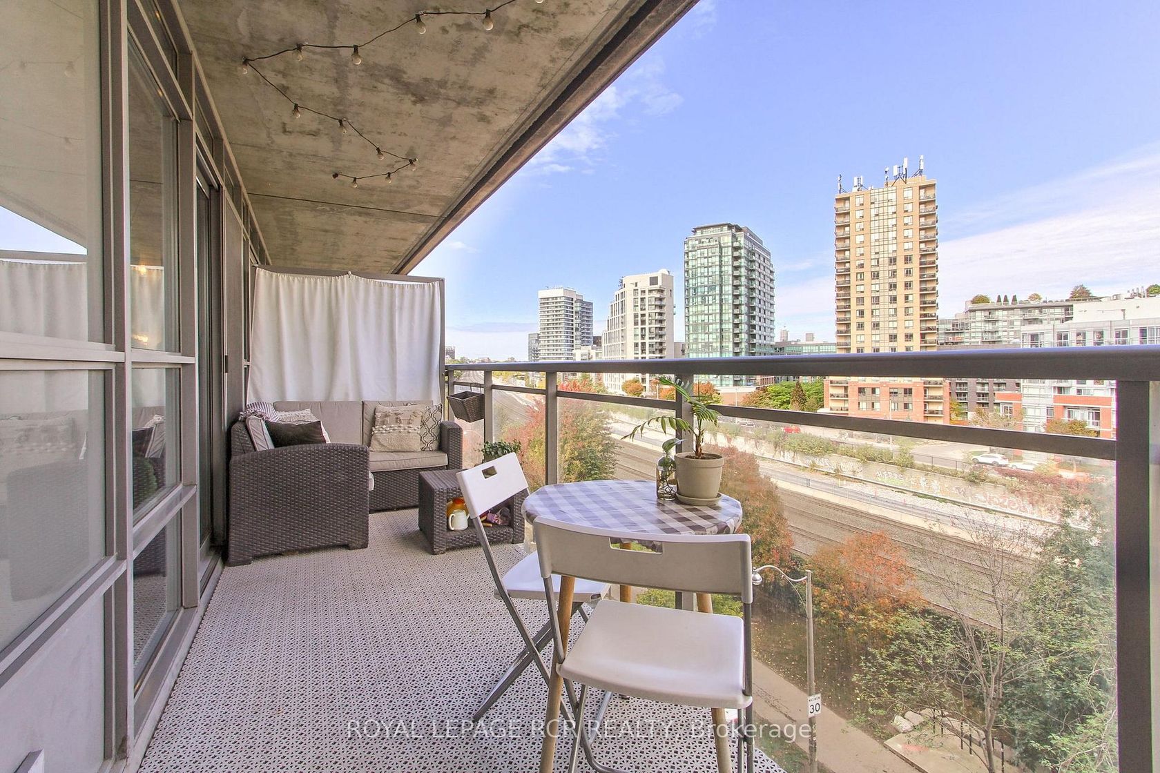 Photo 32 at 623 - 38 Joe Shuster Way, South Parkdale, Toronto Photo 32 at 623 - 38 Joe Shuster Way, South Parkdale, Toronto