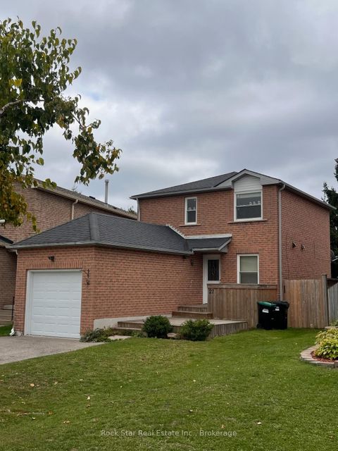 Photo 1 at 27 Delaney Crescent, Northwest, Barrie