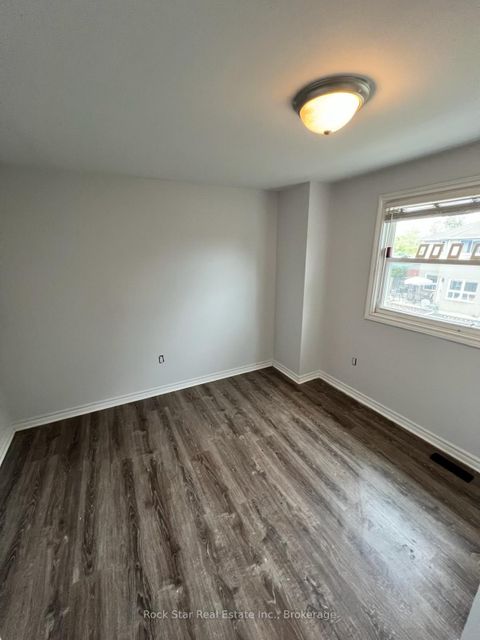 Photo 10 at 27 Delaney Crescent, Northwest, Barrie