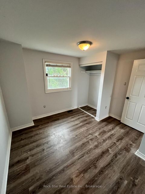 Photo 11 at 27 Delaney Crescent, Northwest, Barrie