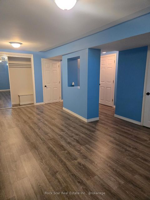 Photo 14 at 27 Delaney Crescent, Northwest, Barrie