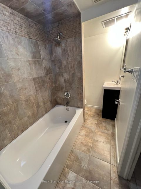 Photo 16 at 27 Delaney Crescent, Northwest, Barrie