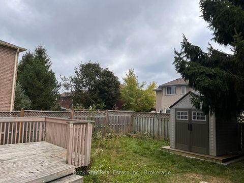 Photo 17 at 27 Delaney Crescent, Northwest, Barrie