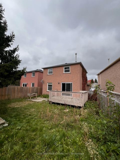 Photo 19 at 27 Delaney Crescent, Northwest, Barrie
