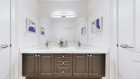 Photo 36 at 37 Hamster Crescent, Rural Aurora, Aurora