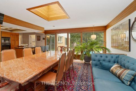 Photo 11 at 178 Millpond Court, Mill Pond, Richmond Hill