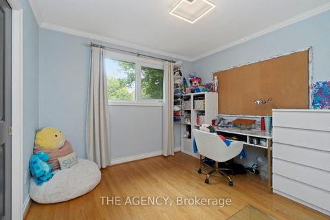 Photo 18 at 178 Millpond Court, Mill Pond, Richmond Hill