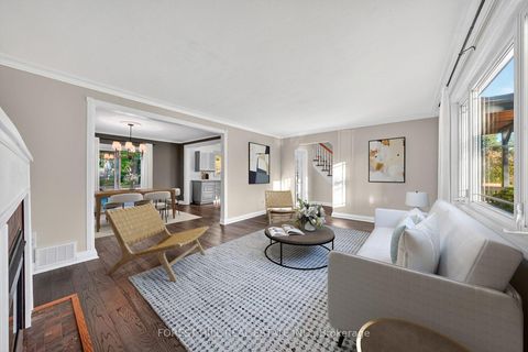 Photo 4 at 41 Cliffside Drive, Cliffside, Toronto