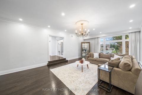 Photo 12 at 40 Heathview Avenue, Bayview Village, Toronto