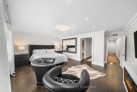 Photo 27 at 40 Heathview Avenue, Bayview Village, Toronto