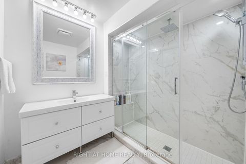 Photo 36 at 40 Heathview Avenue, Bayview Village, Toronto