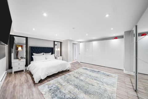 Photo 38 at 40 Heathview Avenue, Bayview Village, Toronto