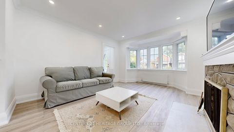 Photo 2 at 226 Donlands Avenue, East York, Toronto