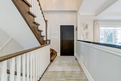 Photo 4 at 108 Hambly Avenue, King City, King