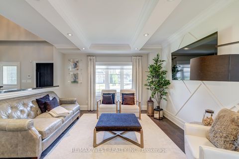 Photo 6 at 108 Hambly Avenue, King City, King
