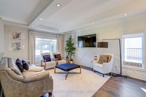 Photo 7 at 108 Hambly Avenue, King City, King