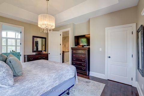 Photo 30 at 108 Hambly Avenue, King City, King
