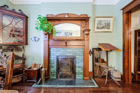 Photo 10 at 132 Hope Street, Davenport, Toronto