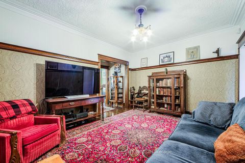 Photo 14 at 132 Hope Street, Davenport, Toronto