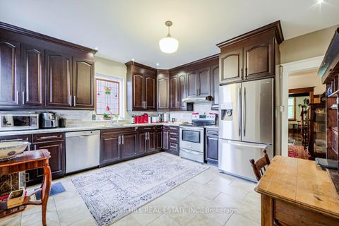 Photo 17 at 132 Hope Street, Davenport, Toronto