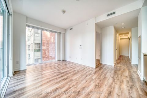 Photo 3 at 916 - 20 Edward Street, Bay Street Corridor, Toronto