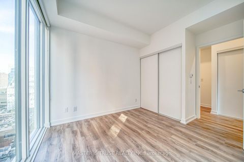 Photo 9 at 916 - 20 Edward Street, Bay Street Corridor, Toronto