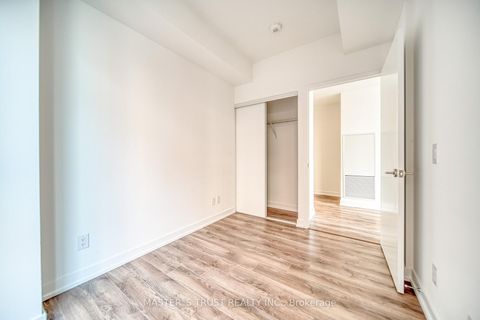 Photo 15 at 916 - 20 Edward Street, Bay Street Corridor, Toronto