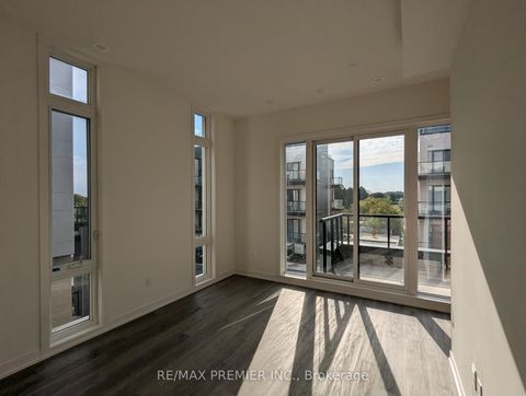 Photo 8 at 502 - 9 Steckley House Lane, Rural Richmond Hill, Richmond Hill