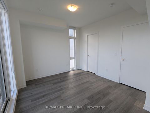 Photo 15 at 502 - 9 Steckley House Lane, Rural Richmond Hill, Richmond Hill