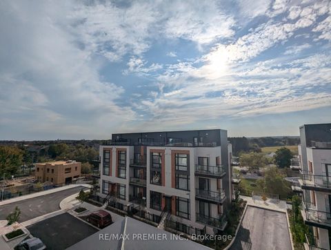 Photo 22 at 502 - 9 Steckley House Lane, Rural Richmond Hill, Richmond Hill