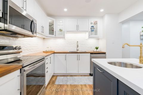 Photo 7 at 4B Oak Street, Wellington, Barrie