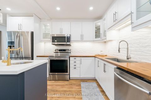 Photo 8 at 4B Oak Street, Wellington, Barrie