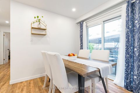 Photo 11 at 4B Oak Street, Wellington, Barrie