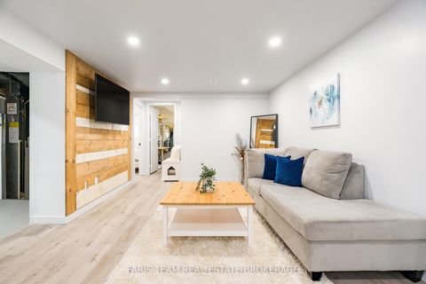 Photo 23 at 4B Oak Street, Wellington, Barrie