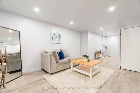 Photo 25 at 4B Oak Street, Wellington, Barrie