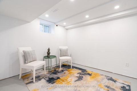 Photo 30 at 4B Oak Street, Wellington, Barrie