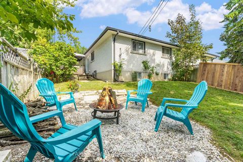 Photo 35 at 4B Oak Street, Wellington, Barrie