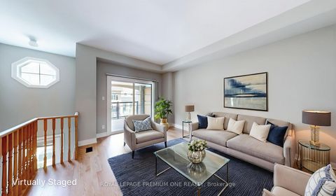 Photo 2 at 71 DRYDEN Way N, Richview, Toronto