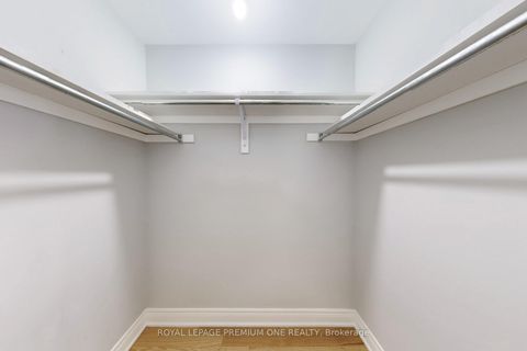 Photo 14 at 71 DRYDEN Way N, Richview, Toronto