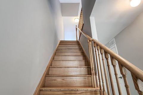 Photo 19 at 71 DRYDEN Way N, Richview, Toronto