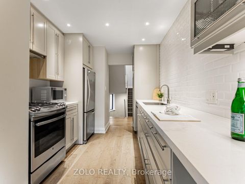 Photo 12 at 109 - 10 Walker Avenue, St. Clair, Toronto