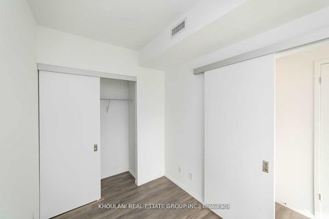 Photo 14 at 5309 - 197 Yonge Street, Yonge Corridor, Toronto