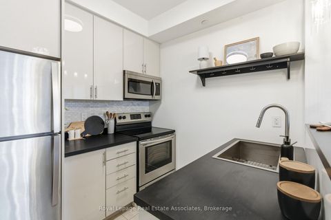 Photo 8 at 208 - 80 Aspen Springs Drive, Bowmanville, Clarington