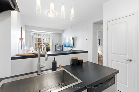 Photo 9 at 208 - 80 Aspen Springs Drive, Bowmanville, Clarington