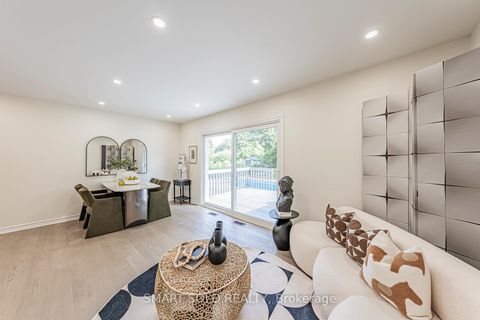 Photo 20 at 158 Park Avenue, Central Newmarket, Newmarket