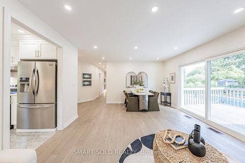 Photo 21 at 158 Park Avenue, Central Newmarket, Newmarket