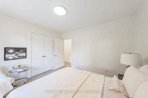 Photo 31 at 158 Park Avenue, Central Newmarket, Newmarket