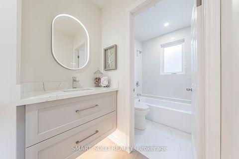 Photo 32 at 158 Park Avenue, Central Newmarket, Newmarket