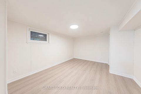 Photo 38 at 158 Park Avenue, Central Newmarket, Newmarket