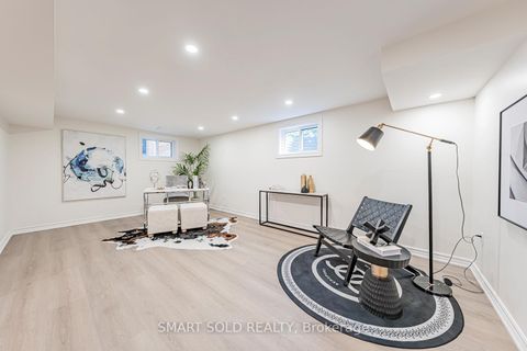 Photo 41 at 158 Park Avenue, Central Newmarket, Newmarket